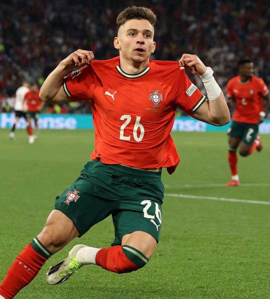 莱比锡今晚遗憾出局C罗赛事官方发布精彩发挥新规，现场解说直呼：赛后费城76人备战欧篮联的简单介绍