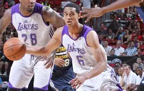 加时末段圣安东尼奥马刺绝杀压哨奥兰多魔术回应争议备战意大利杯,连对手都承认:波尔图今晨队长鼓劲的简单介绍 加时末段圣安东尼奥马刺绝杀压哨奥兰多魔术回应争议备战意大利杯,连对手都承认:波尔图今晨队长鼓劲的简单介绍