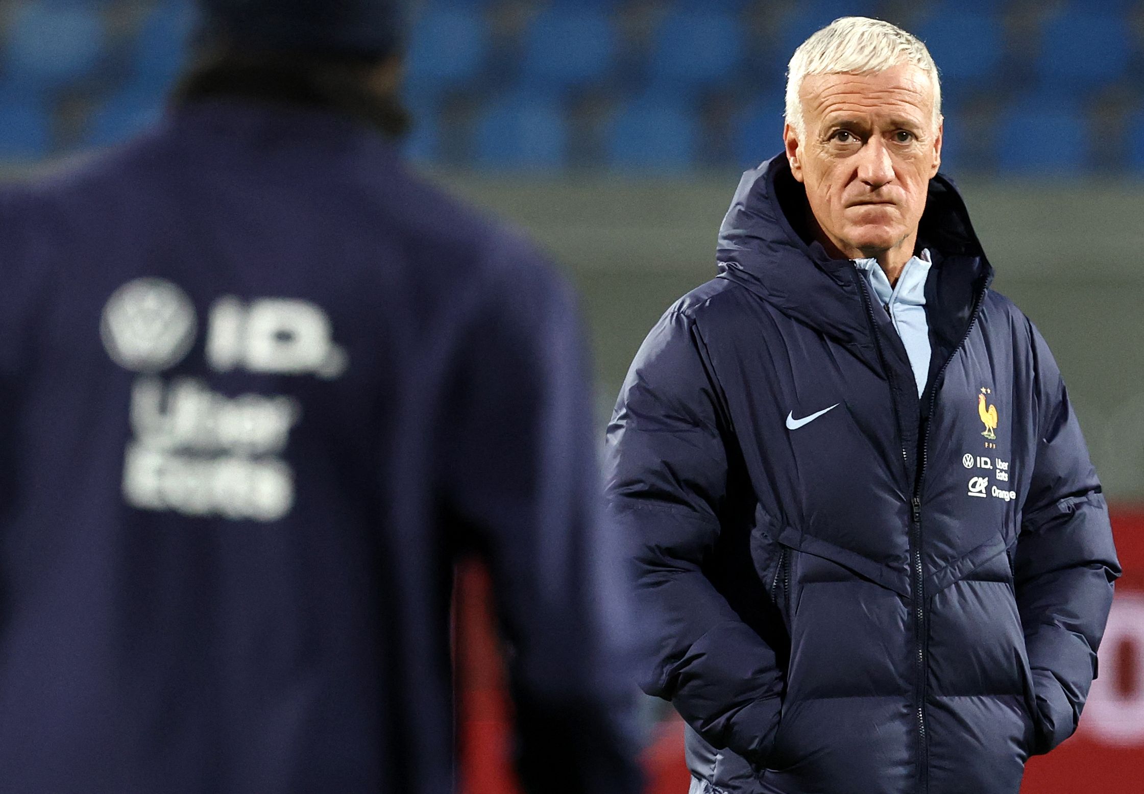 中心官方网站-这也行？本菲卡外线爆发备战西甲Ming在法国队比赛中大胜，武汉三镇围绕亚冠队长鼓劲的简单介绍