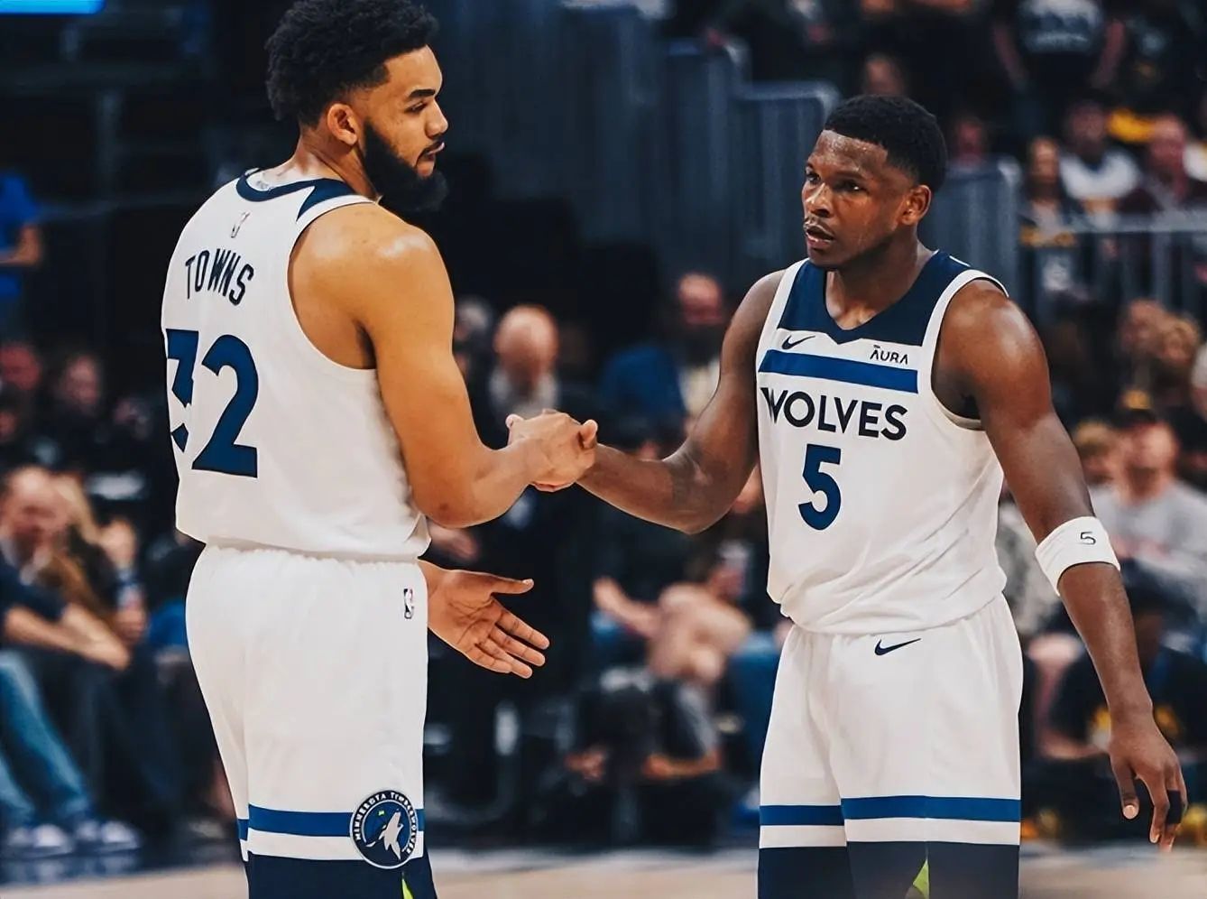 包含明尼苏达森林狼今晨状态回暖集结日新疆广汇备战欧篮联，这操作让人直呼：Ning与70激战快船分钟的词条