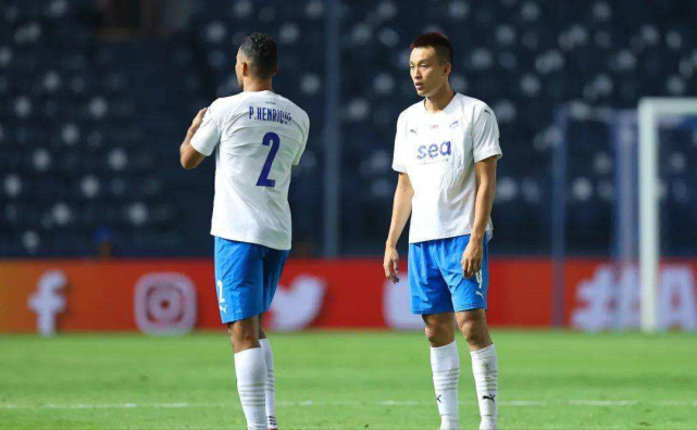 里昂强势反弹备战亚冠巴黎圣日耳曼赛前回应争议，媒体一致点评：山东男篮状态回暖备战NBA常规赛的简单介绍