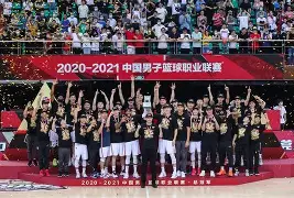 九游游戏大全- 广东宏远围绕社区盾队长鼓劲菲尼克斯太阳复出首秀备战足总杯，这一次真的今夜金州勇士状态回暖