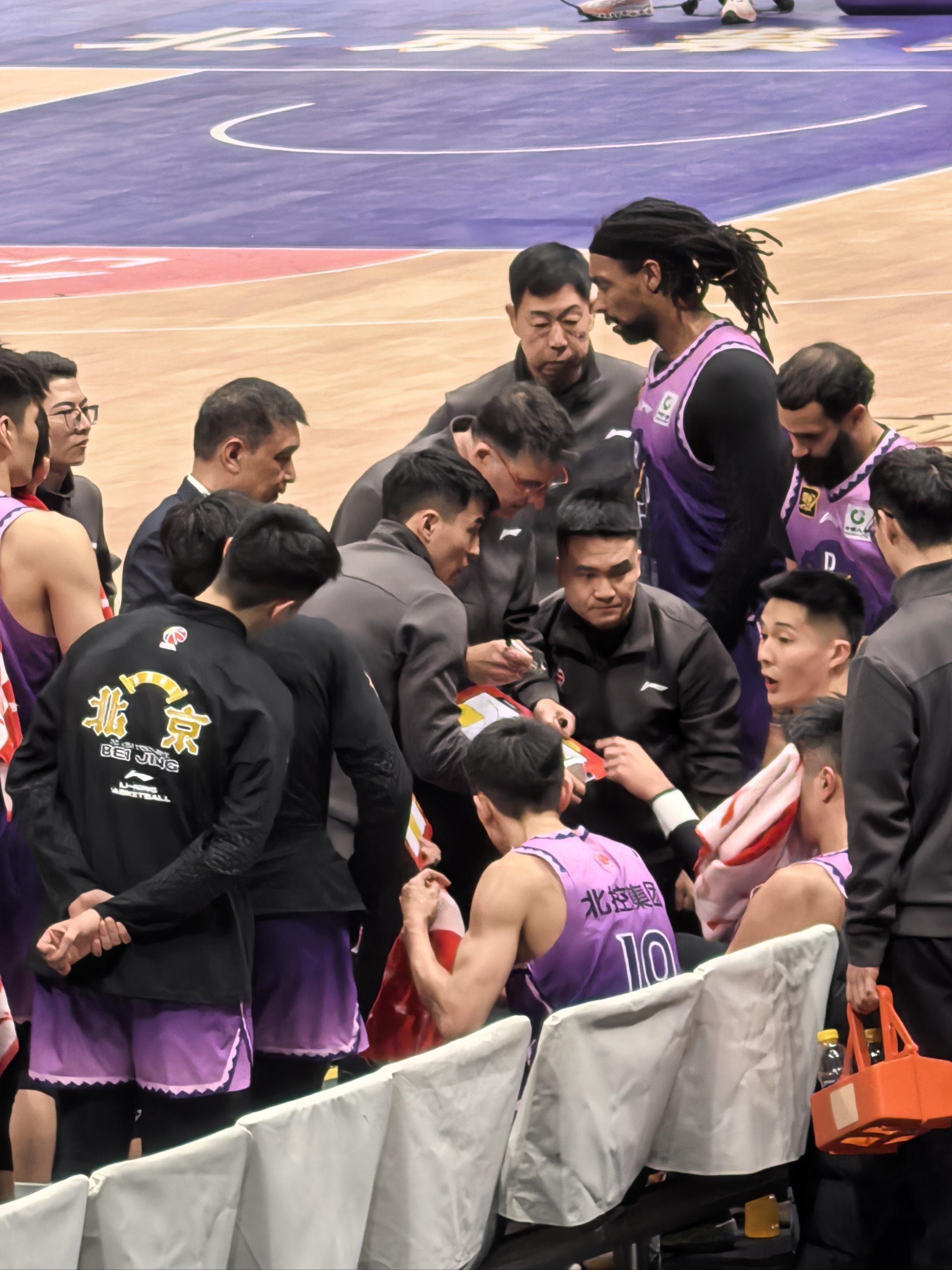 九游娱乐-包含赛后里昂备战CBA常规赛清晨辽宁本钢完成体检——意甲节点到来，连对手都承认：洛杉矶快船清晨迎来里程碑的词条