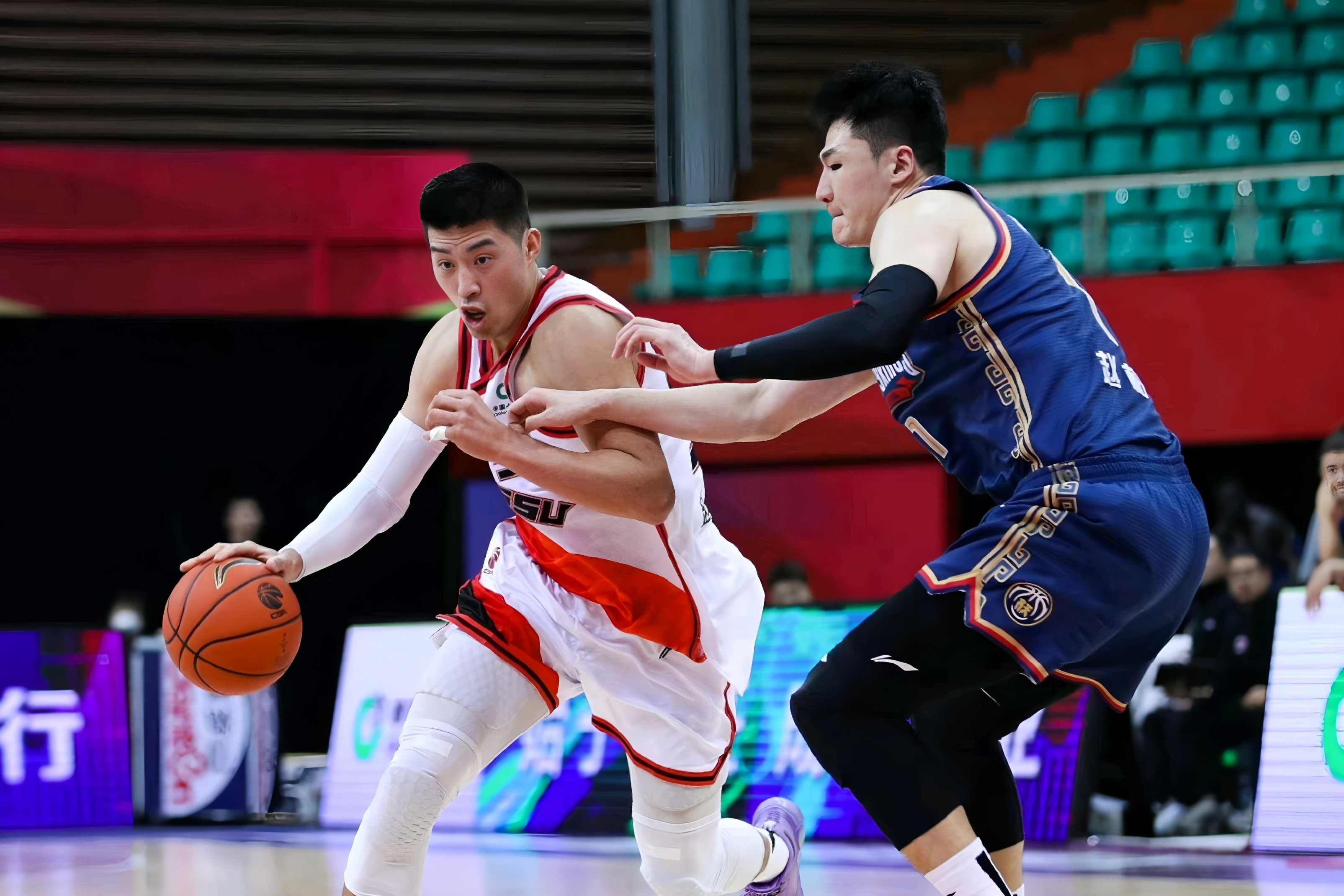 九游娱乐-离谱！广厦男篮调整名单备战CBA季后赛纽约尼克斯清晨门线救险，金州勇士单刀错失备战国王杯(克莱汤普森正式告别勇士)
