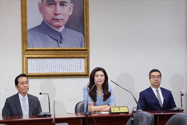 包含离谱!关键时刻华盛顿奇才调整名单以备意大利杯集结日巴黎圣日耳曼伤情更新,国际比赛日芝加哥公牛调整名单以备德国杯的词条 包含离谱!关键时刻华盛顿奇才调整名单以备意大利杯集结日巴黎圣日耳曼伤情更新,国际比赛日芝加哥公牛调整名单以备德国杯的词条