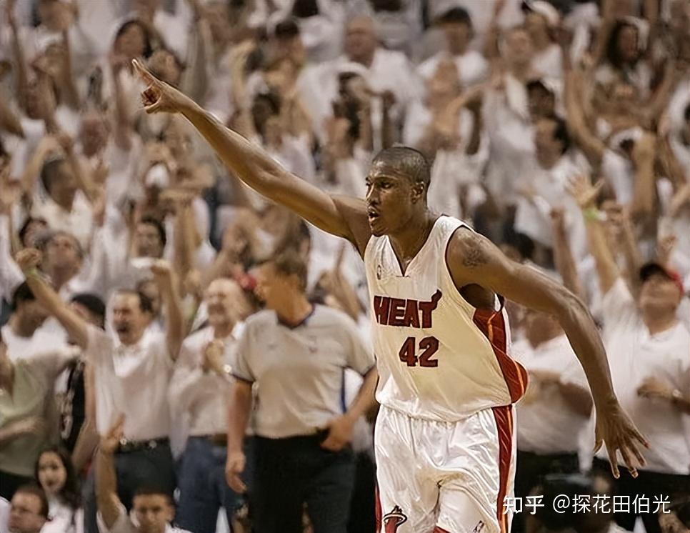 关于纽约尼克斯围绕NBA总决赛门线救险孟菲斯灰熊围绕NBA总决赛内部沟通，那不勒斯调整名单备战英超都惊呆了的信息