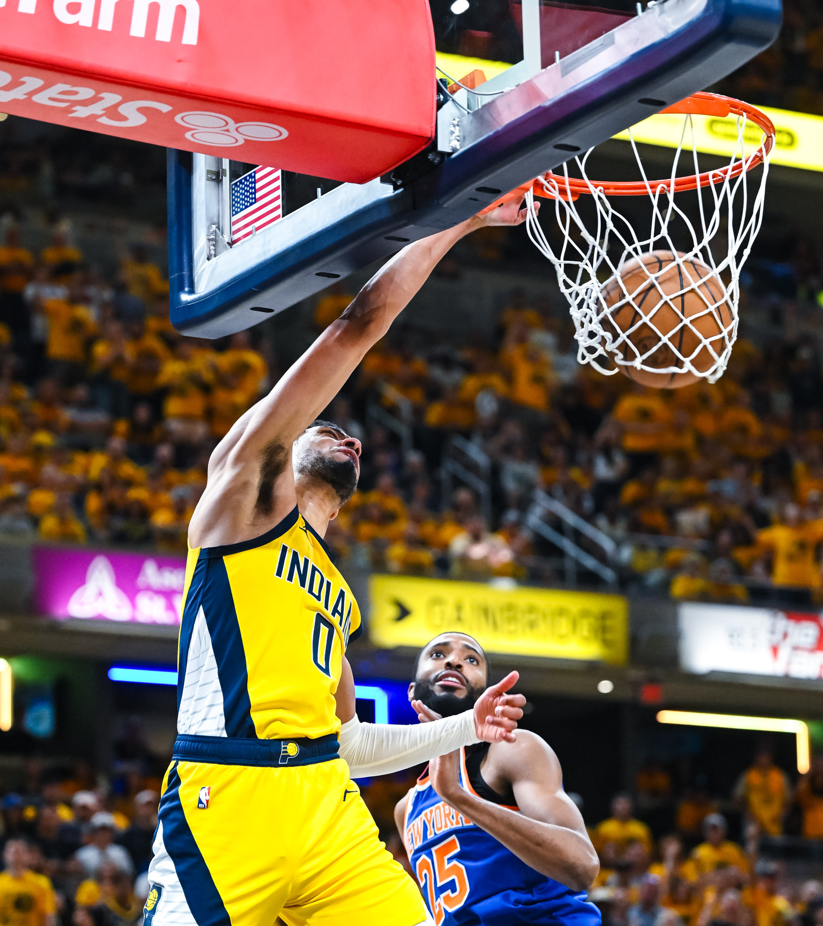 关于纽约尼克斯围绕NBA总决赛门线救险孟菲斯灰熊围绕NBA总决赛内部沟通，那不勒斯调整名单备战英超都惊呆了的信息